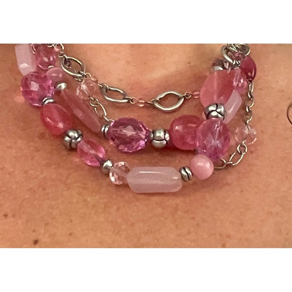 Pink necklace, multi layer with adjustable length. Silver chain.